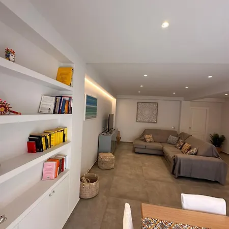 Luxury Sea House